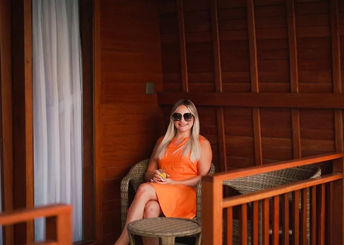 Uma Mani Pensión 4*